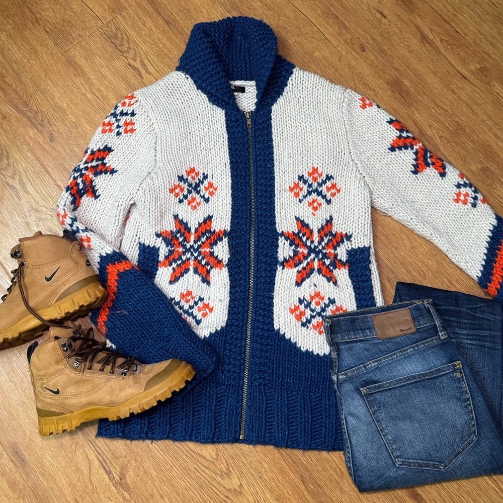 BDG Blue and orange with Cream chunky Knit Sweater zip up with pockets